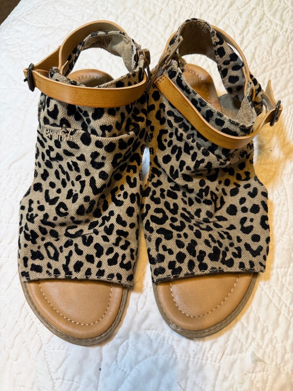 Leopard Print Open-Toe Sandals with Tan Ankle Strap